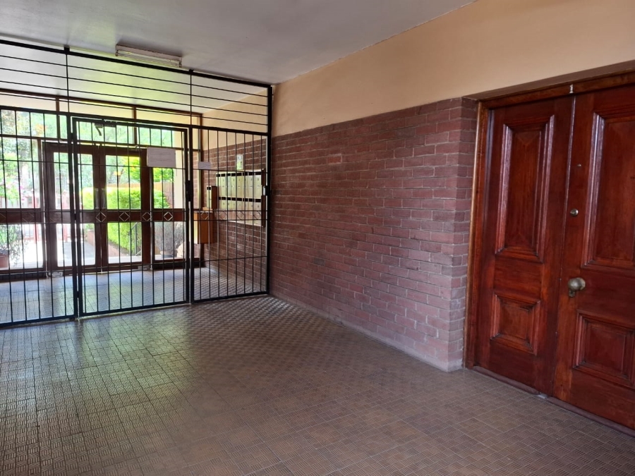 To Let 2 Bedroom Property for Rent in Bloemfontein Free State